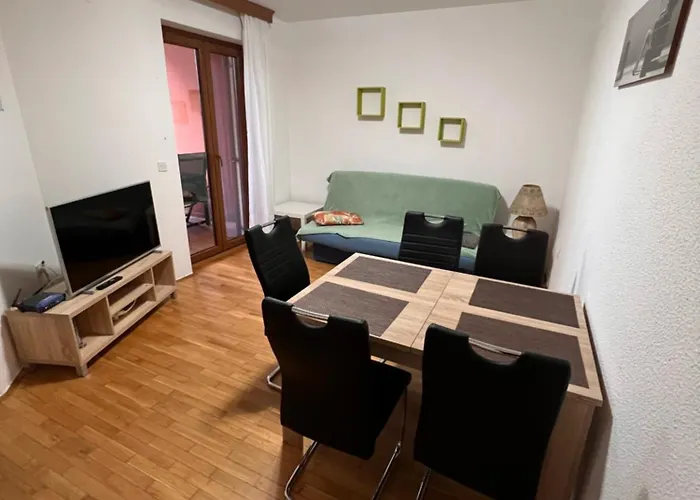 아파트 Lazar Terrace *